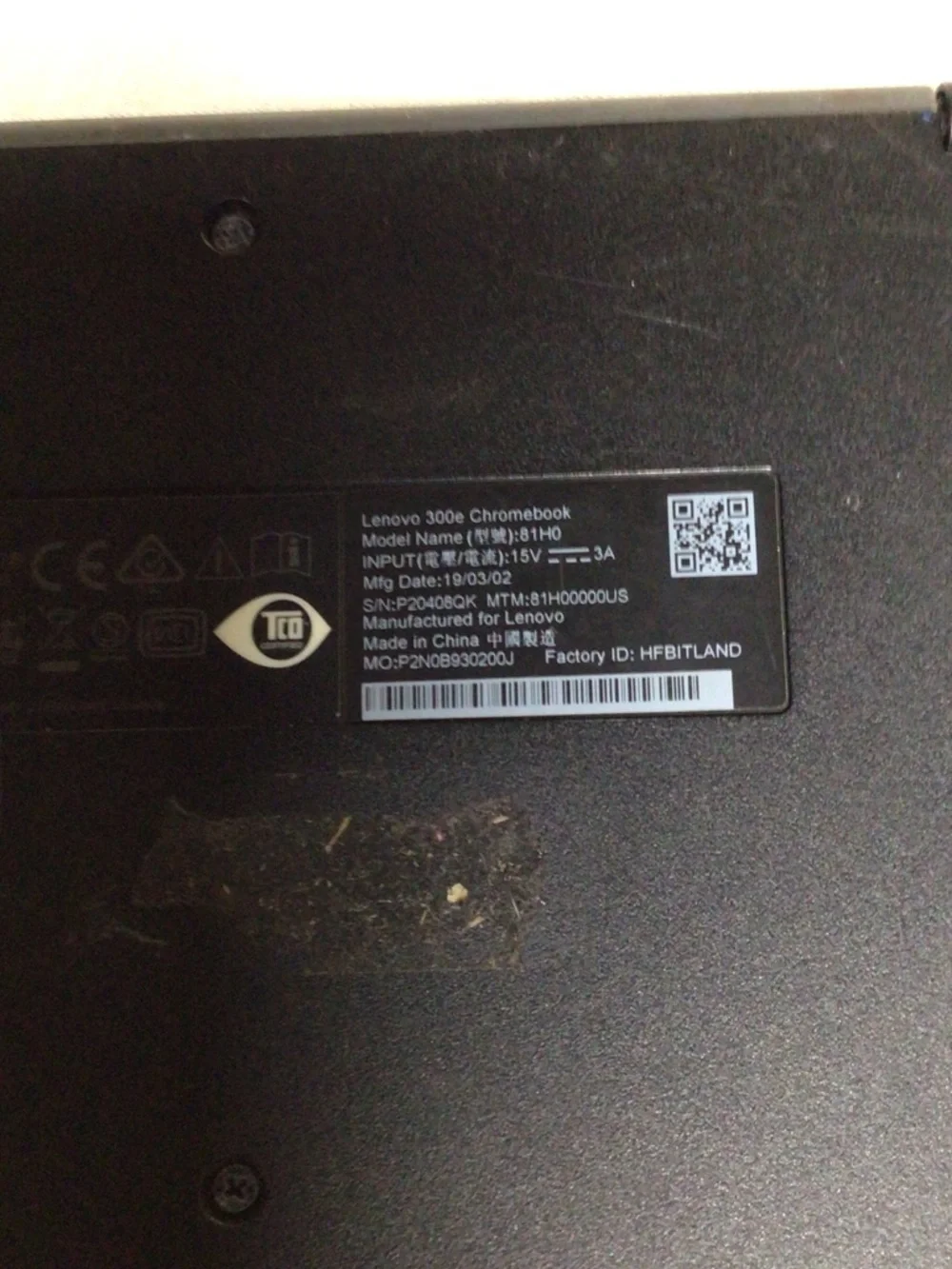 Samsung White Tablet with Visible Cracked Screen. Computer parts lot , parts lot